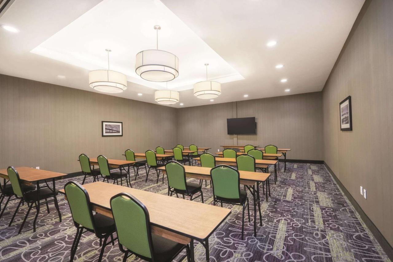 La Quinta By Wyndham Memphis Downtown Hotel Екстериор снимка